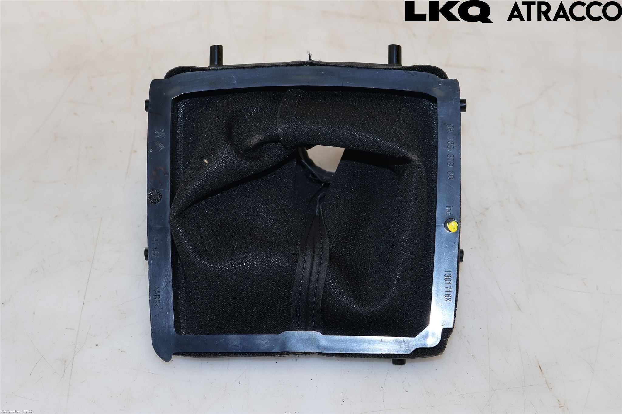 Peugeot 308 14-21 Gearspak Mansjett