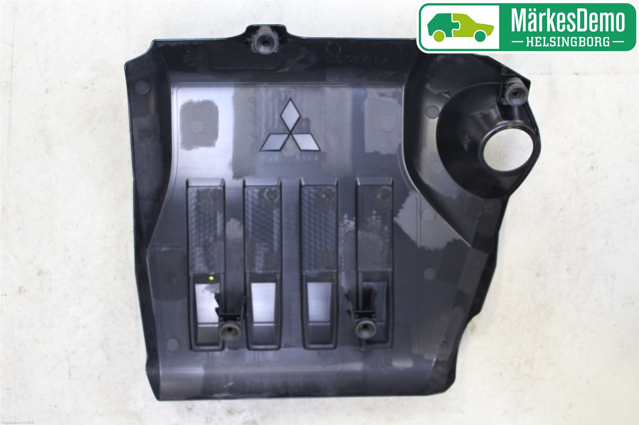 Mitsubishi ECLIPS CROSS Motor Deksel Over Motor