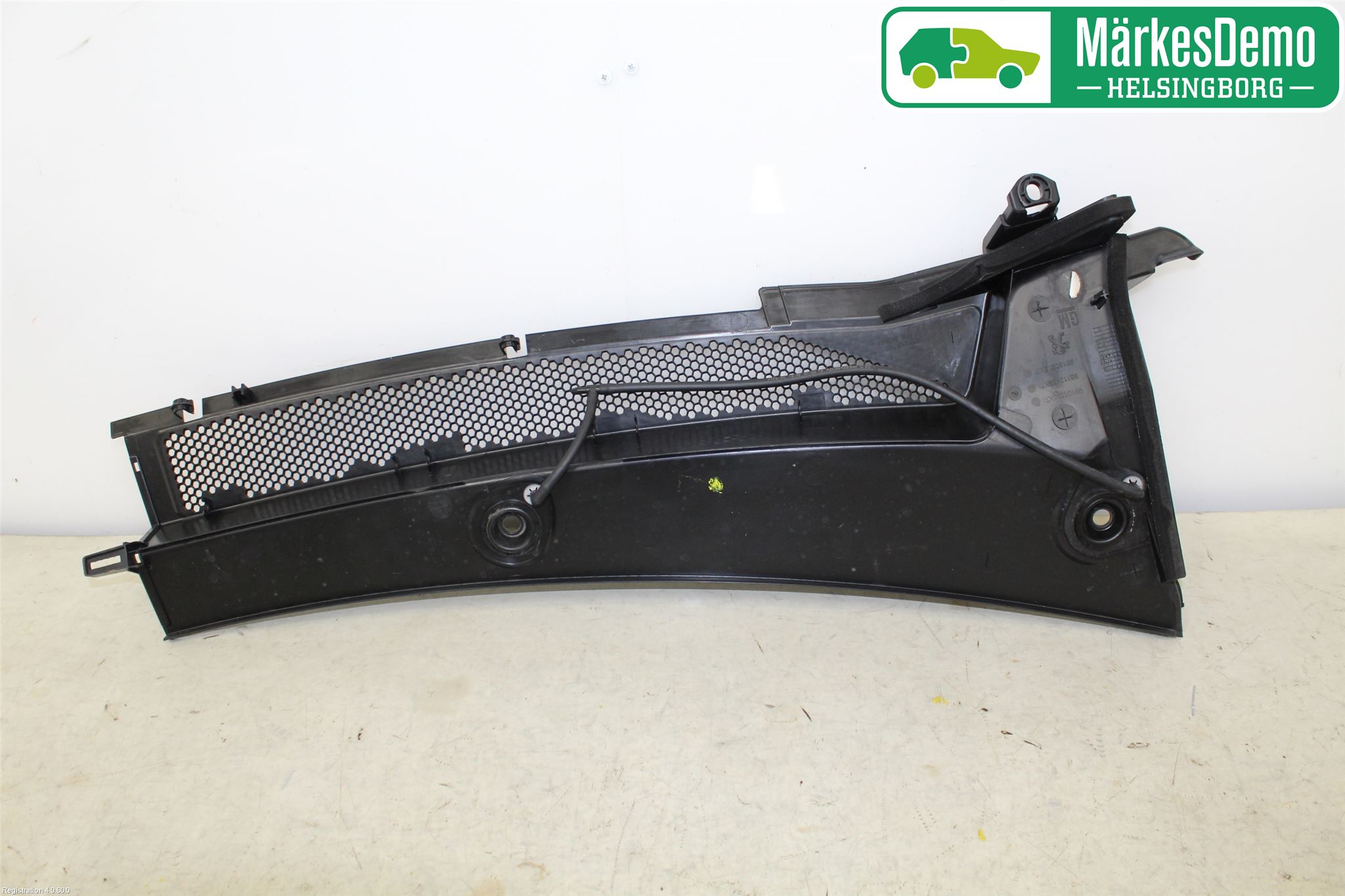 Peugeot 3008 17-24 Visker Deksel-Grill-Under Frr