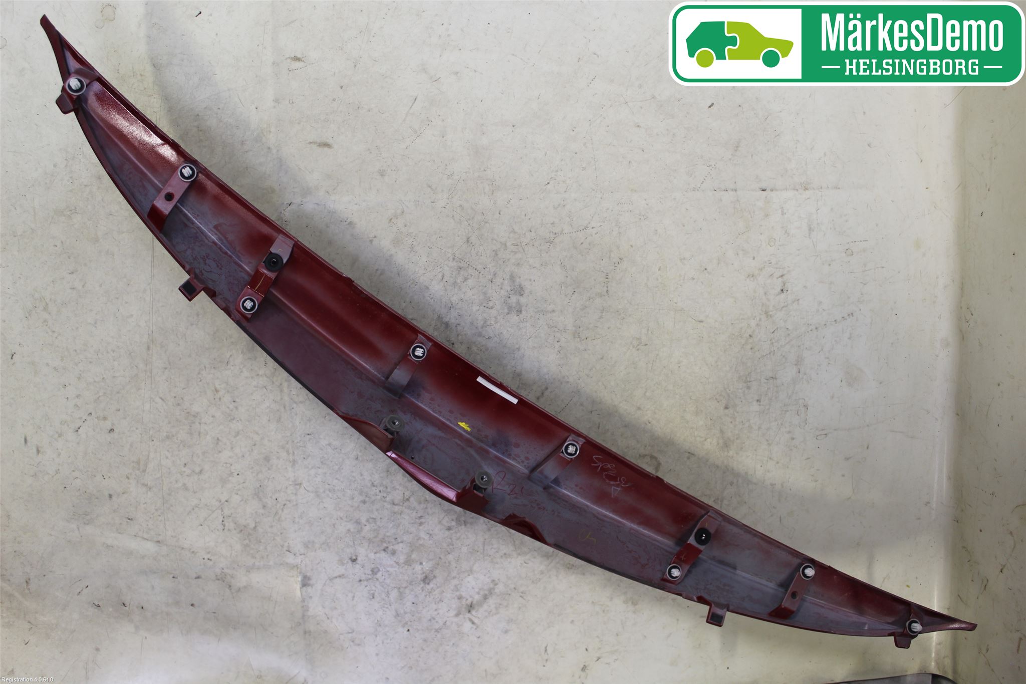 Toyota AURIS 13-19 Refleksplate - Skiltplate