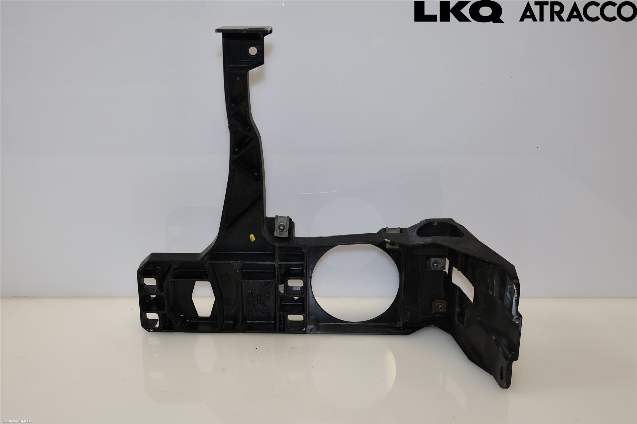 BMW 6 E63/64    02-10 Støtfangerfeste Foran Venstre