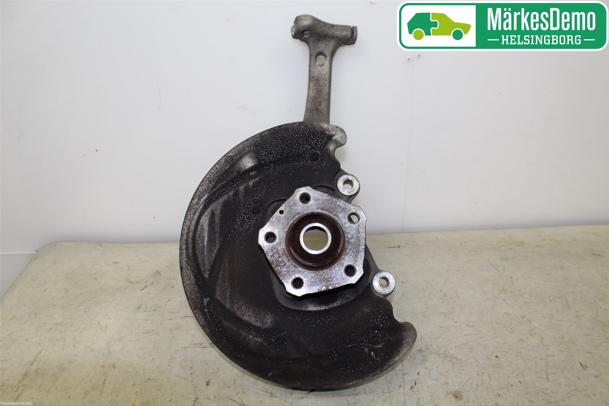 Audi A4/S4 B9 16-19 Spindel Vf