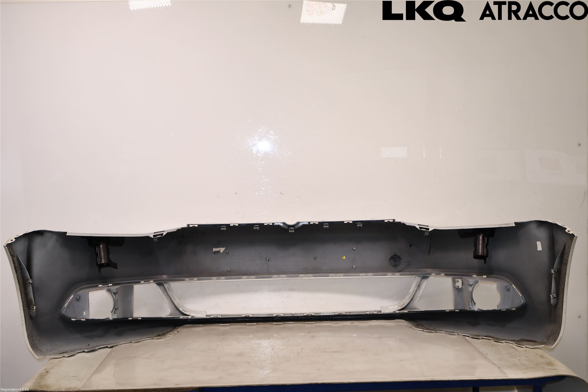 Volkswagen VW JETTA VI 11- Støtfanger Foran Plastdeksel