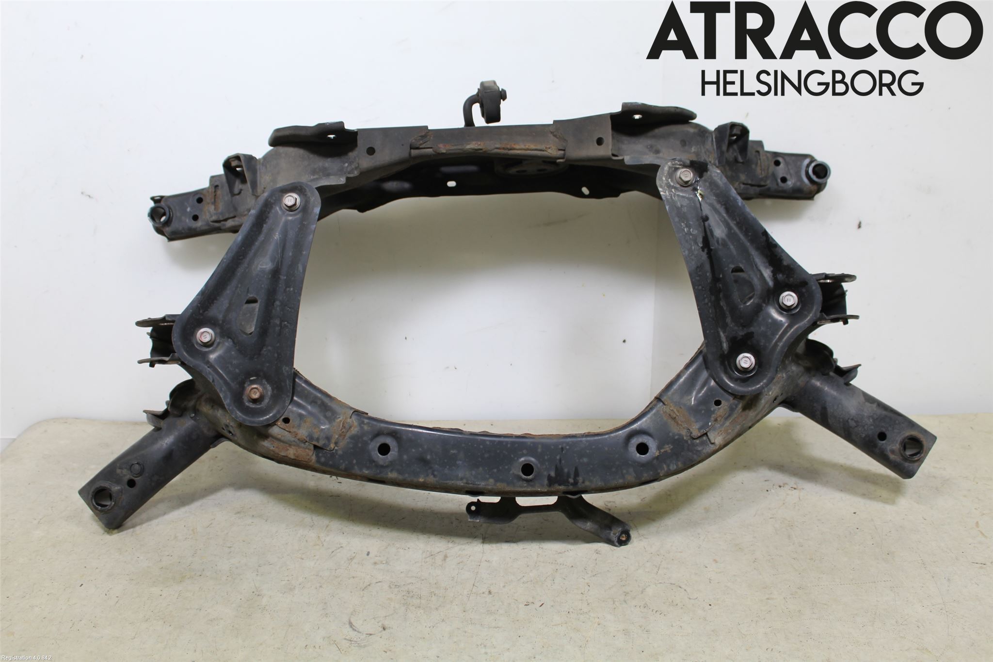 Toyota RAV4 13-18 Bakaksel Feste Travers-Ramme