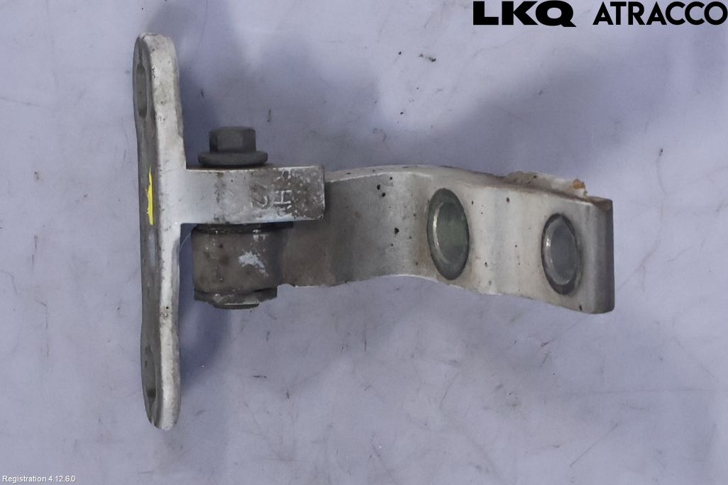 Volvo V90 CROSS COUNTRY 17->> Dørhengsel