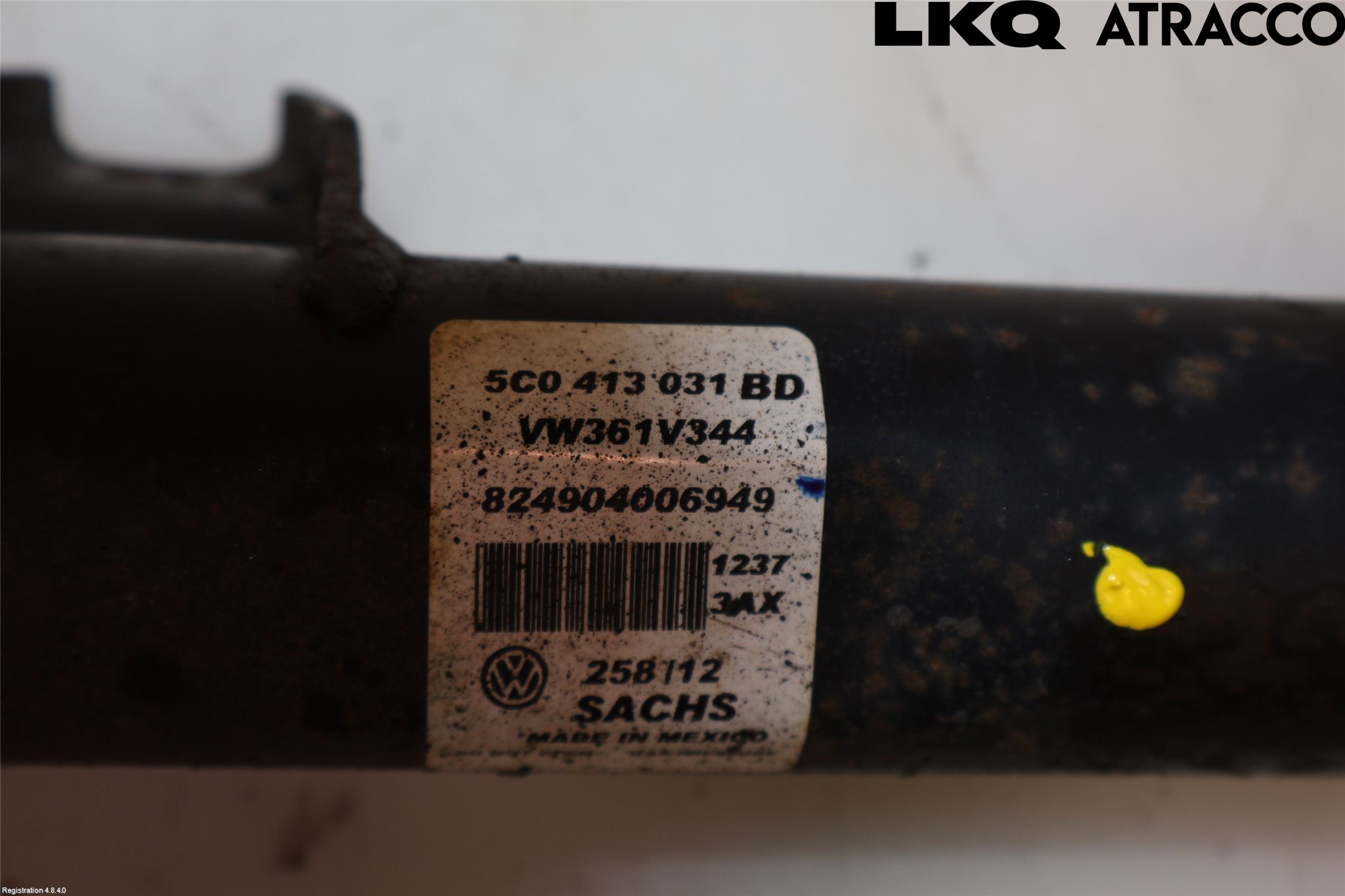 Volkswagen VW JETTA VI 11- Fjærbein Foran Høyre
