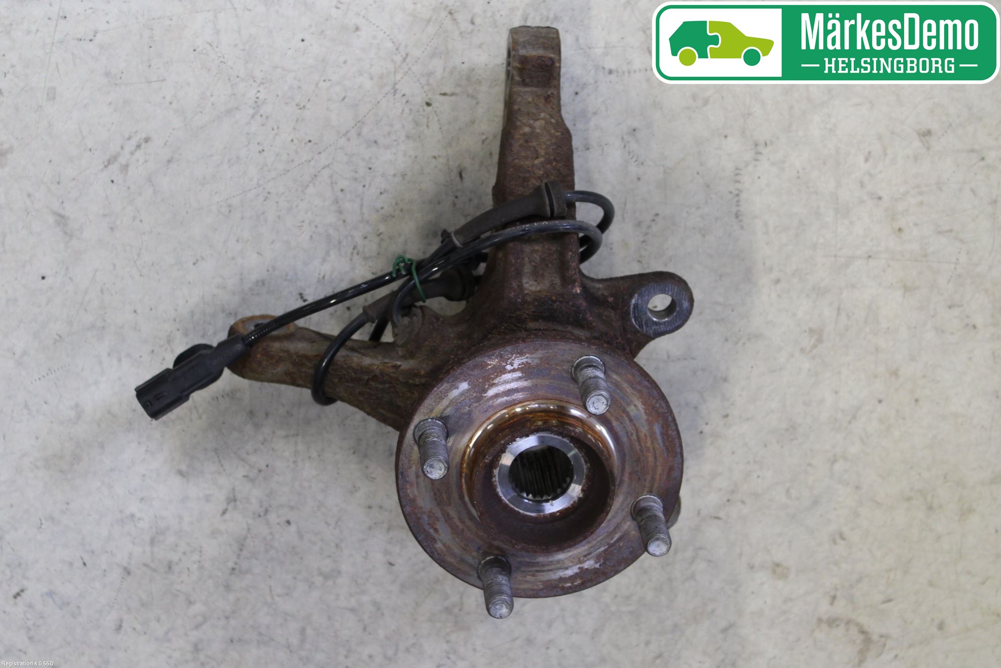 Nissan NOTE E12 14-20 Spindel Hf