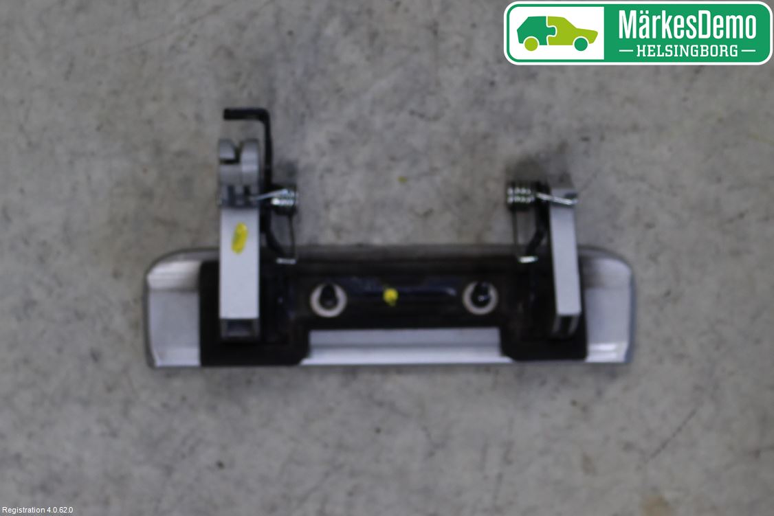 Nissan MICRA 11-16 Bakluke Handtak Ytre