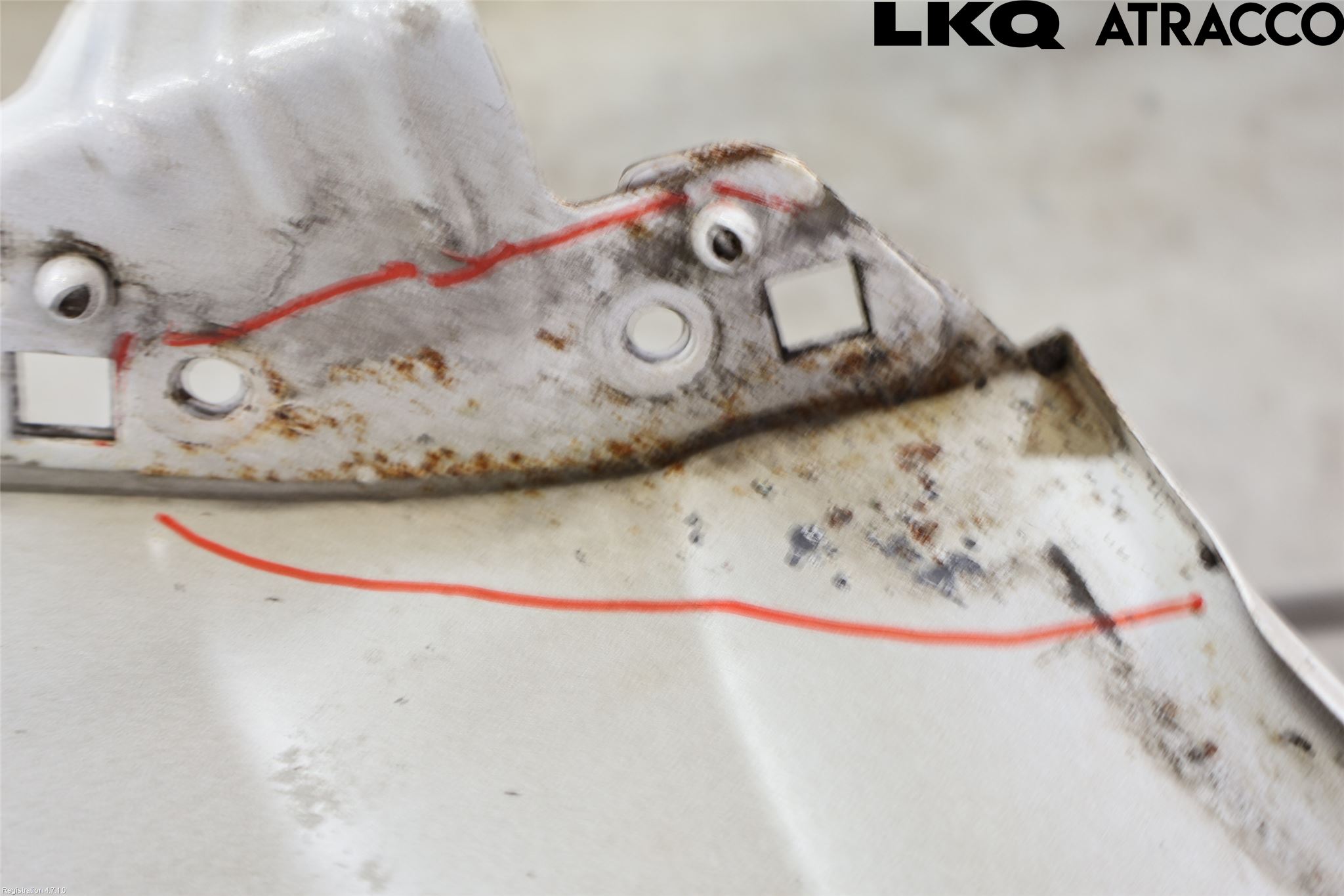 Peugeot 208 12-15 Skjerm Foran Venstre