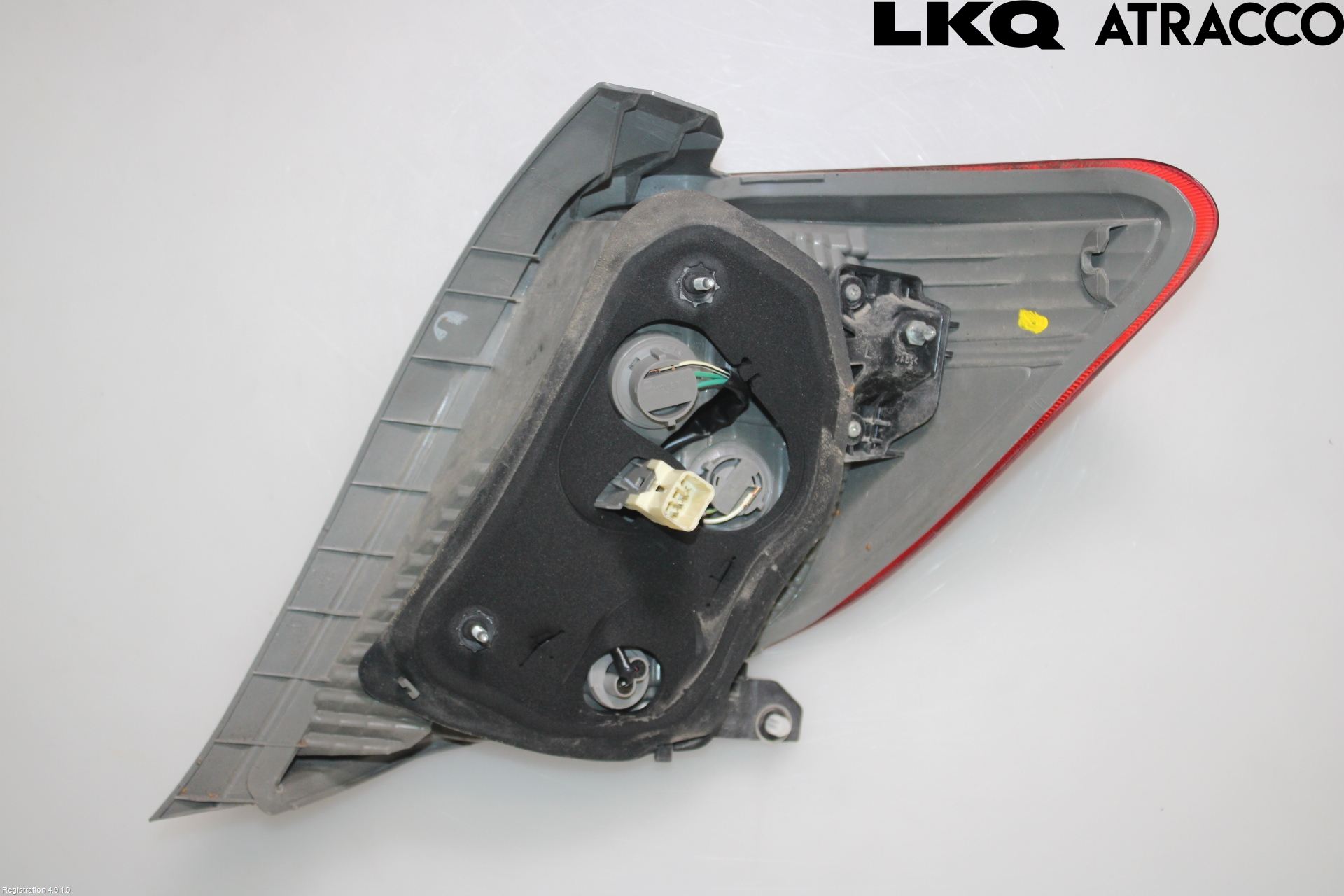 Toyota YARIS XP130 12-14 Baklykt Venstre