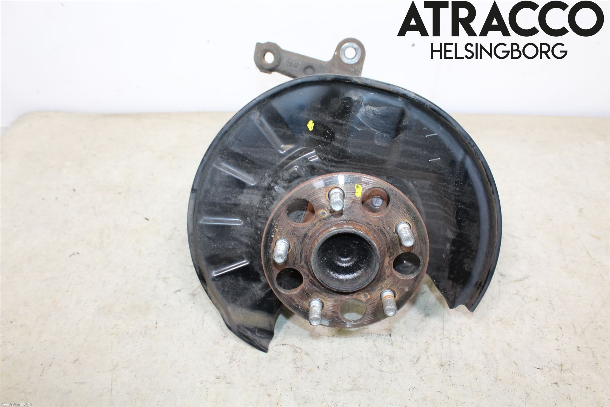 Toyota CAMRY 19-24 Spindel Vb