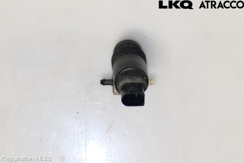 Mercedes-Benz MB C-KLASS (W204) 07-15 Spylerpumpe Frontrute