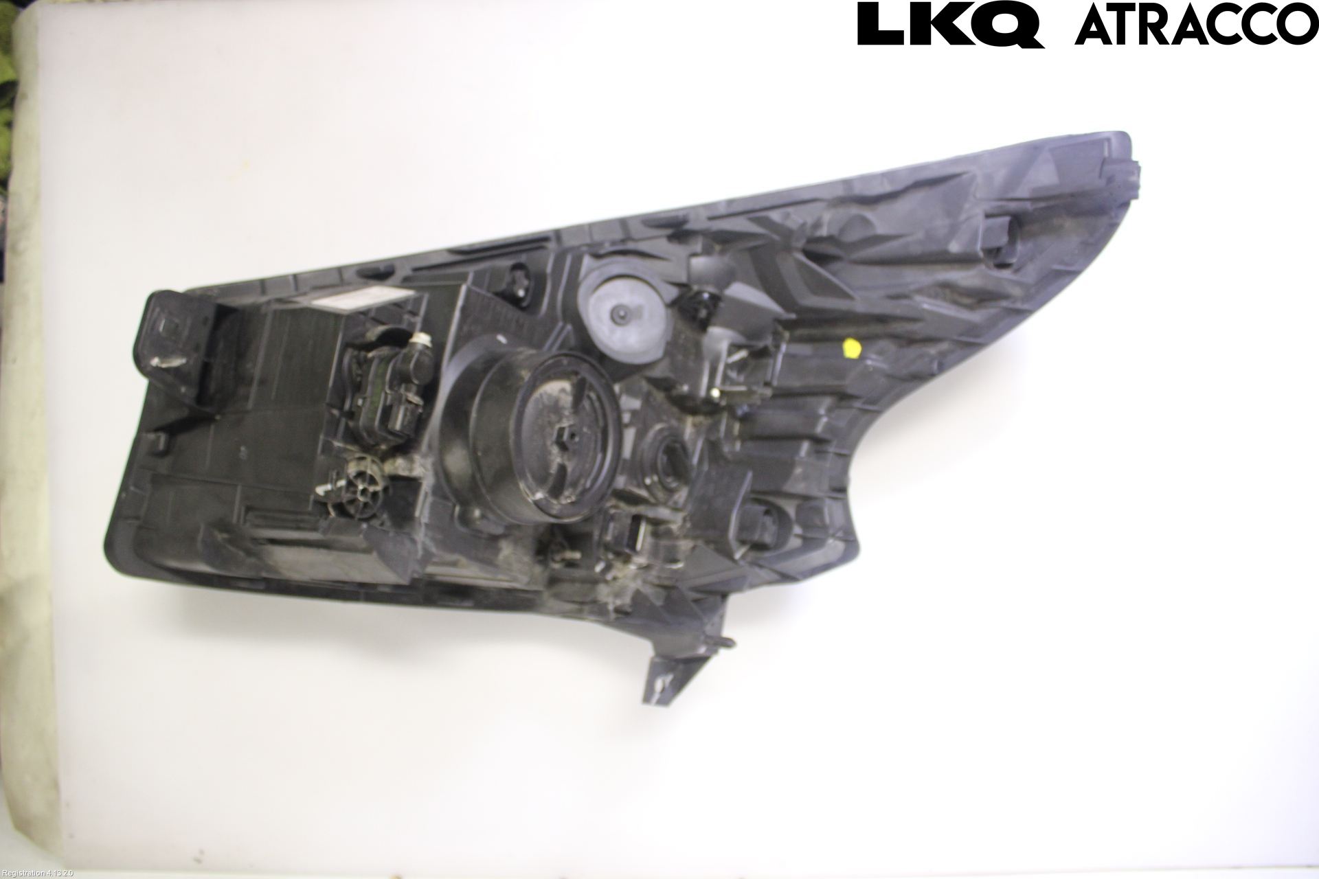 Opel VIVARO 15-19 Frontlykt Høyre