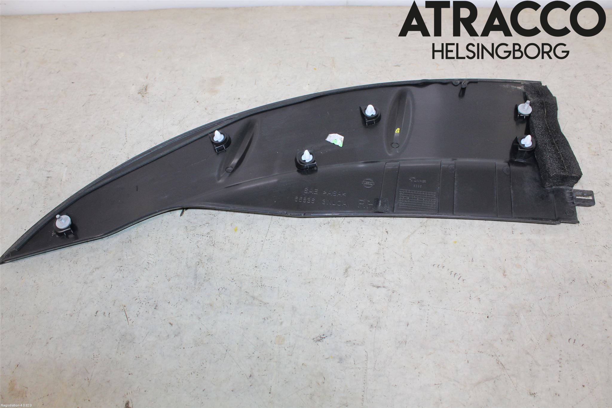Nissan LEAF 11-17 List Foran-Panser-Front