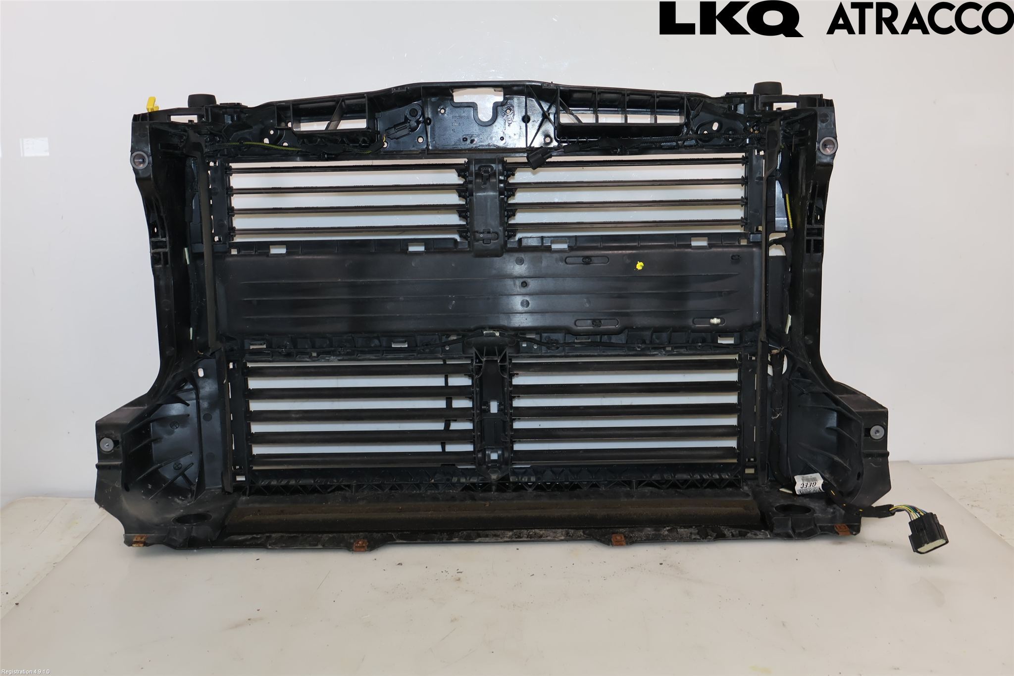 Ford FOCUS 19- Frontplate