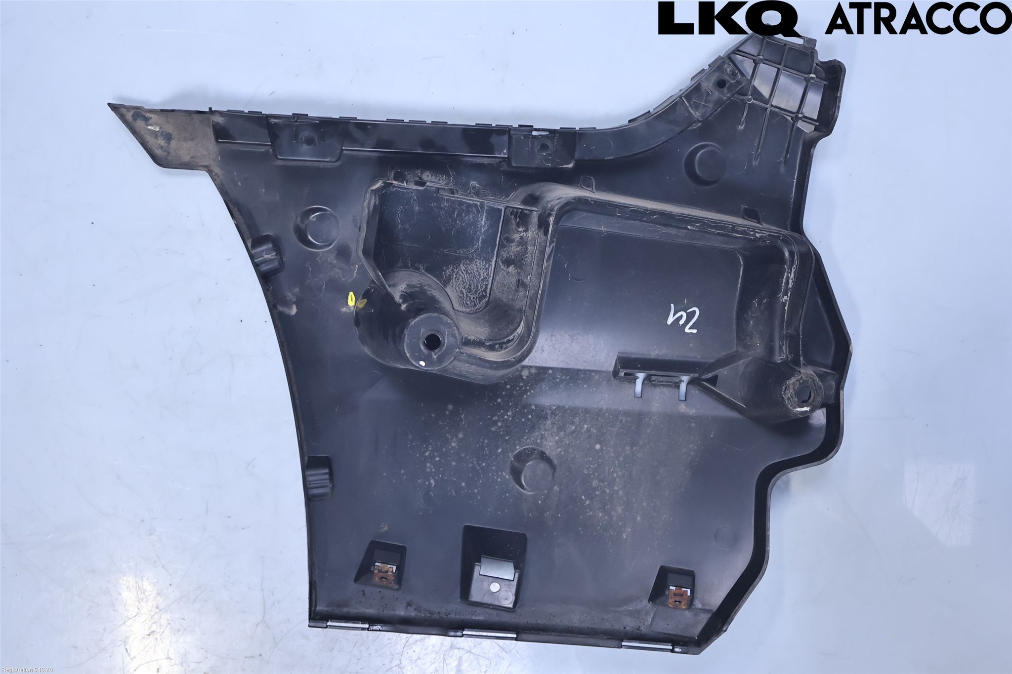 BMW 5 F10/F11/F18 09-17 Støtfangerfeste Bak Høyre