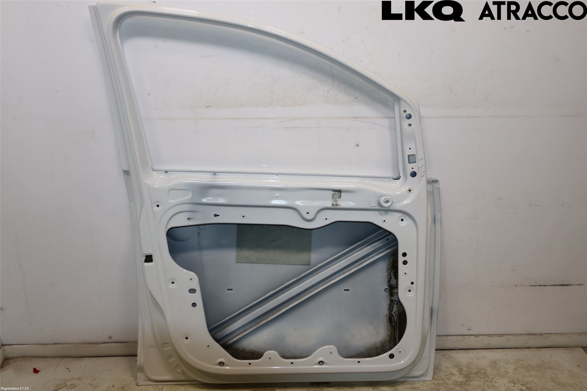 Volkswagen VW TOURAN 10-15 Dør 4D Foran Venstre