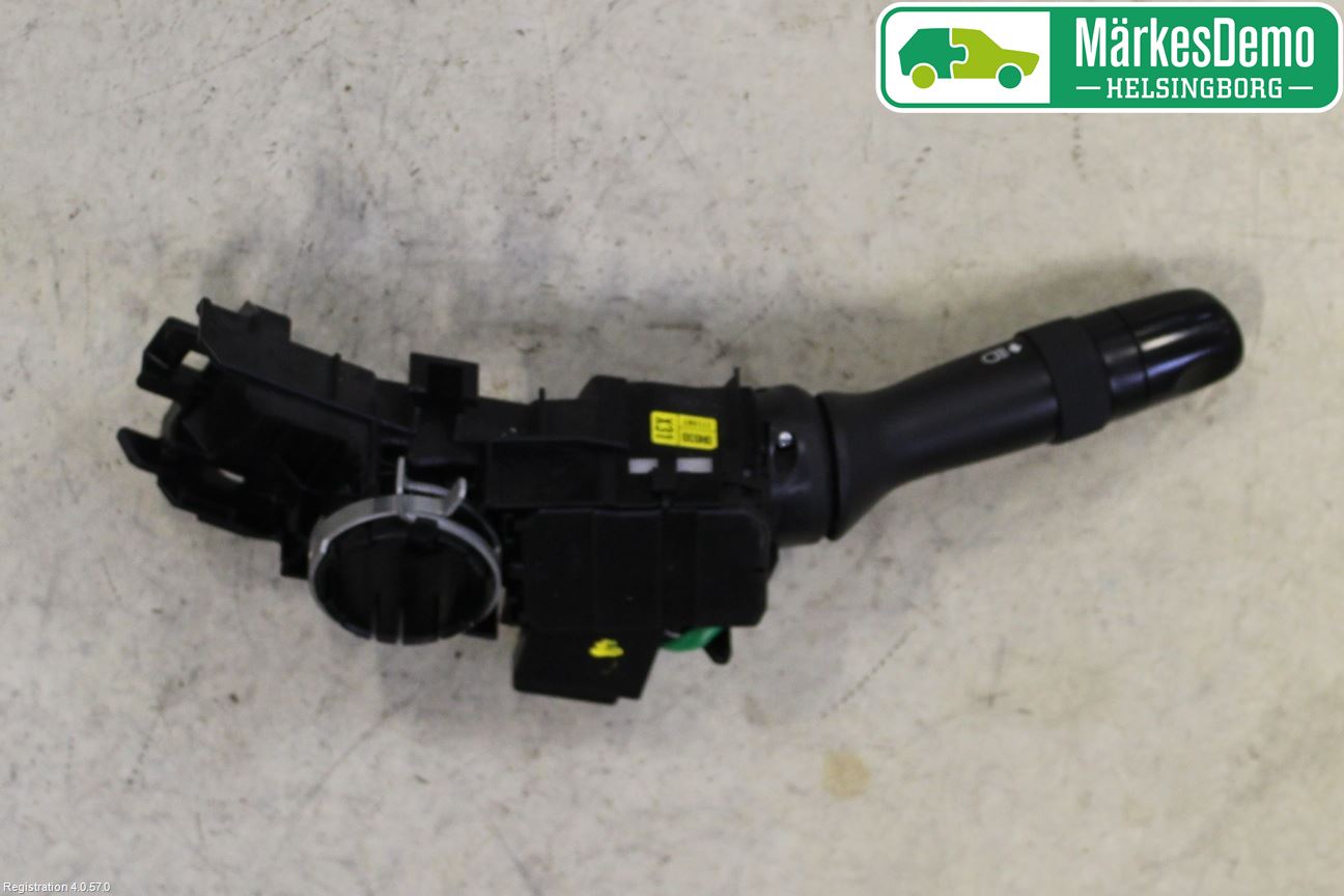 Toyota AYGO 15-21 Bryter Ratt Blinklys - Lys