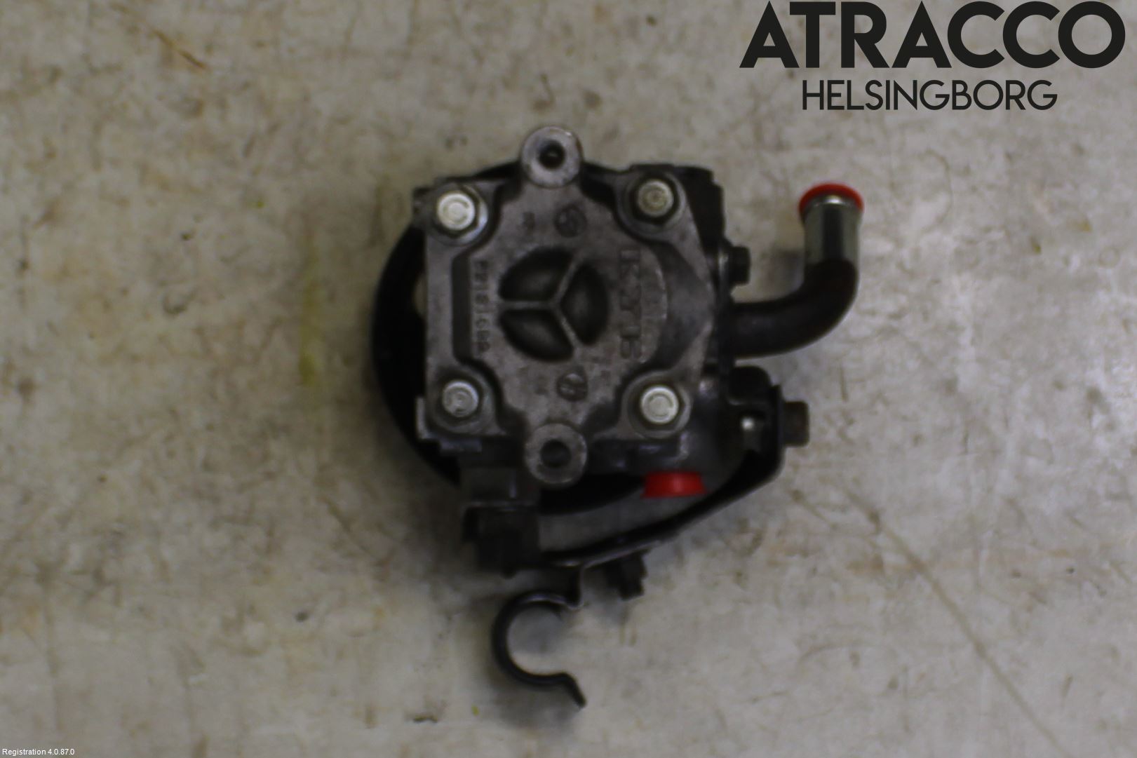 Mitsubishi GRANDIS Servo Pumpe