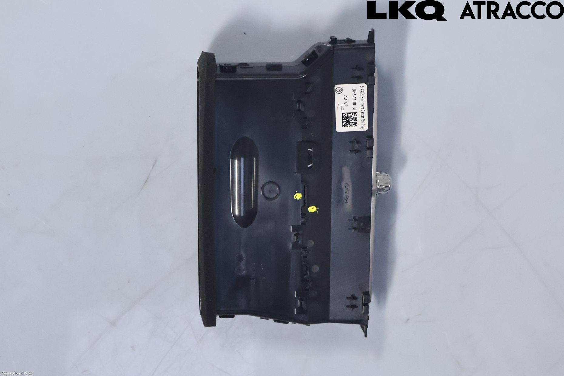Volvo XC40/RECHARGE 18- Dashbord Kanal - Dyse