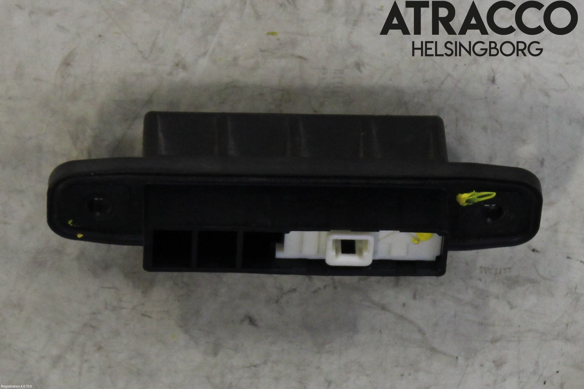 Toyota AVENSIS 16-18 Bakluke Handtak Ytre