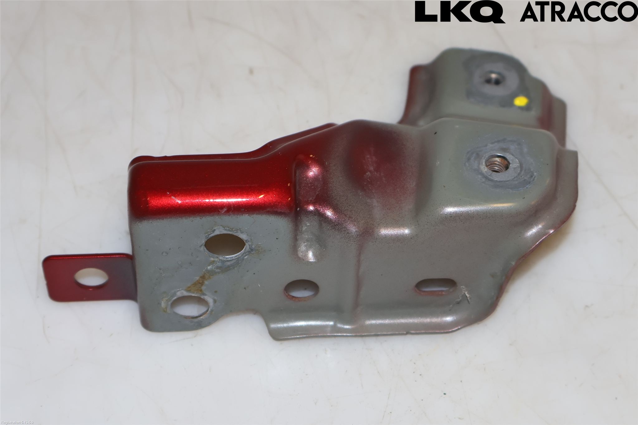 Toyota PRIUS (ZVW50) 16-21 Frontskjermfeste Venstre