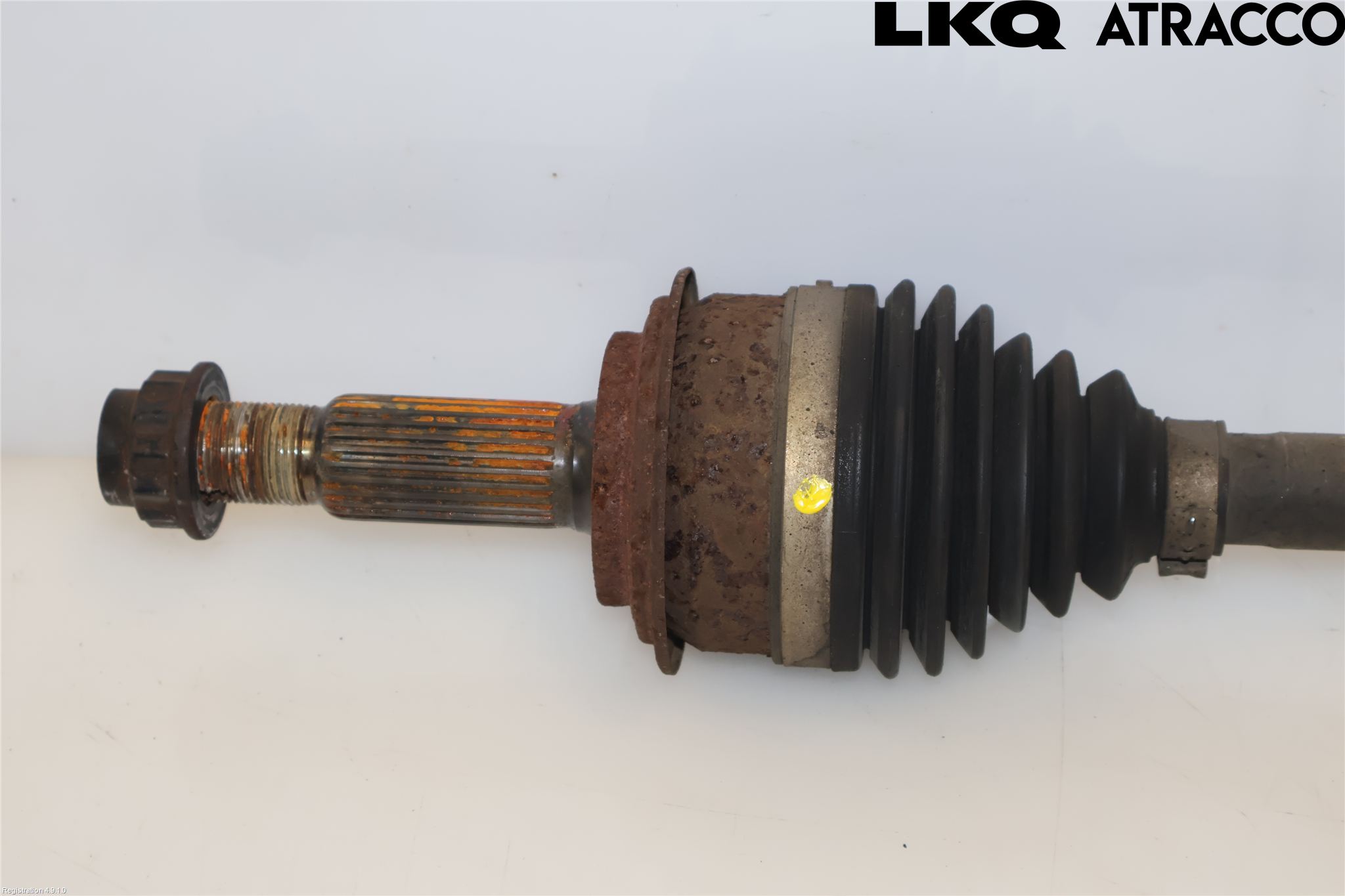 Toyota YARIS XP130 12-14 Drivaksel Foran Kompl Høyre