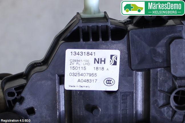 Opel CORSA E 15-19 Sentrallåsmotor Venstre