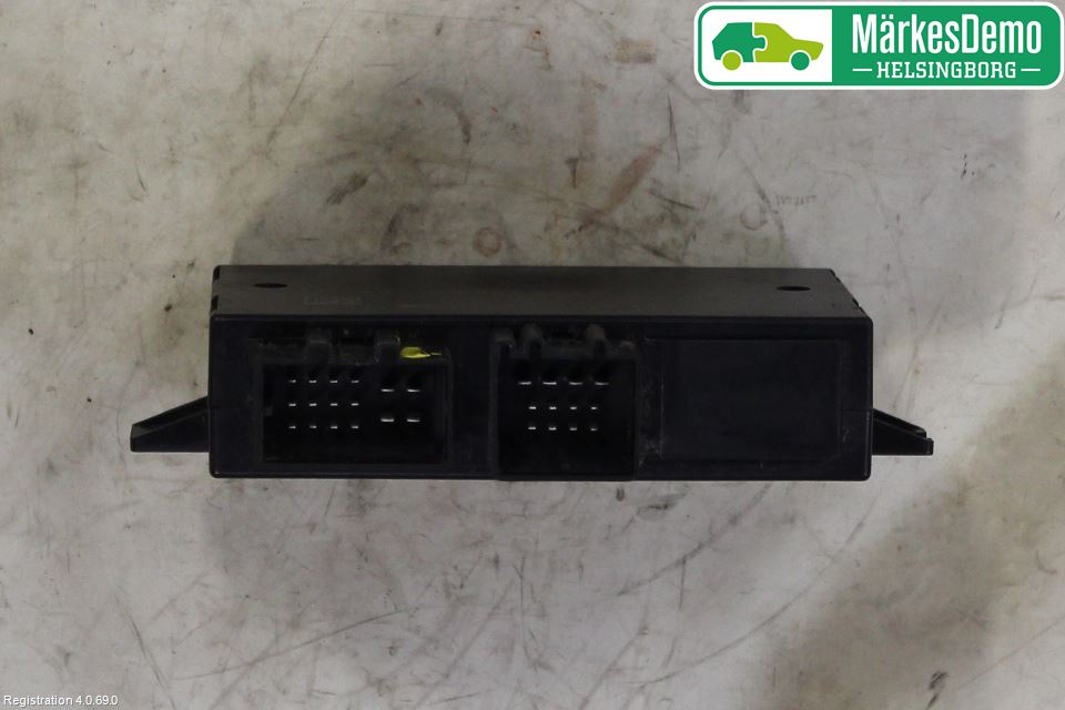 Volkswagen VW TRANSP/CARAVELLE (T5) 04-15 Styreenhet Tilhengerfeste