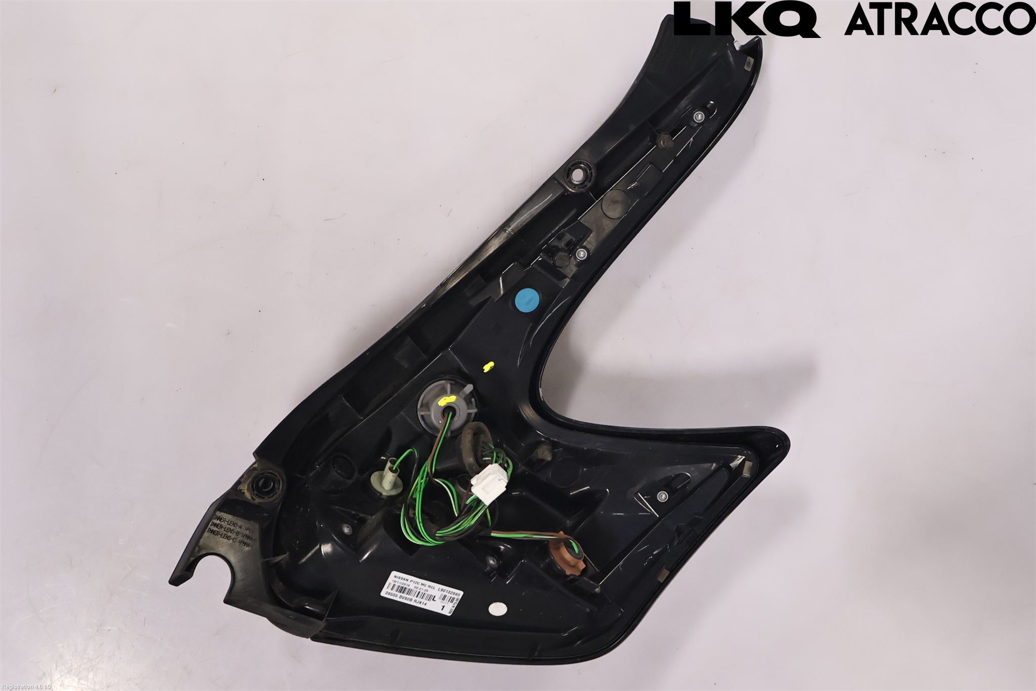 Nissan JUKE 14-19 Baklykt Venstre