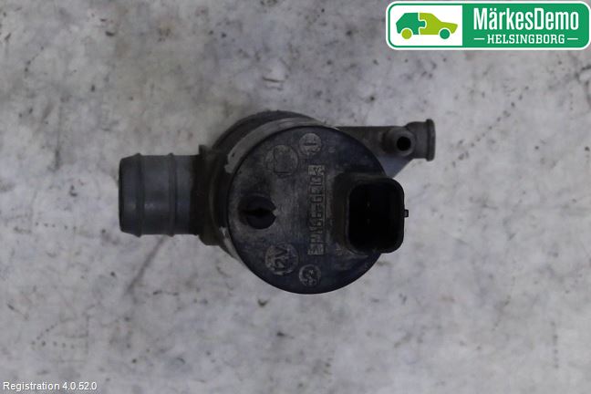 Opel VIVARO 15-19 Spylerpumpe Frontrute