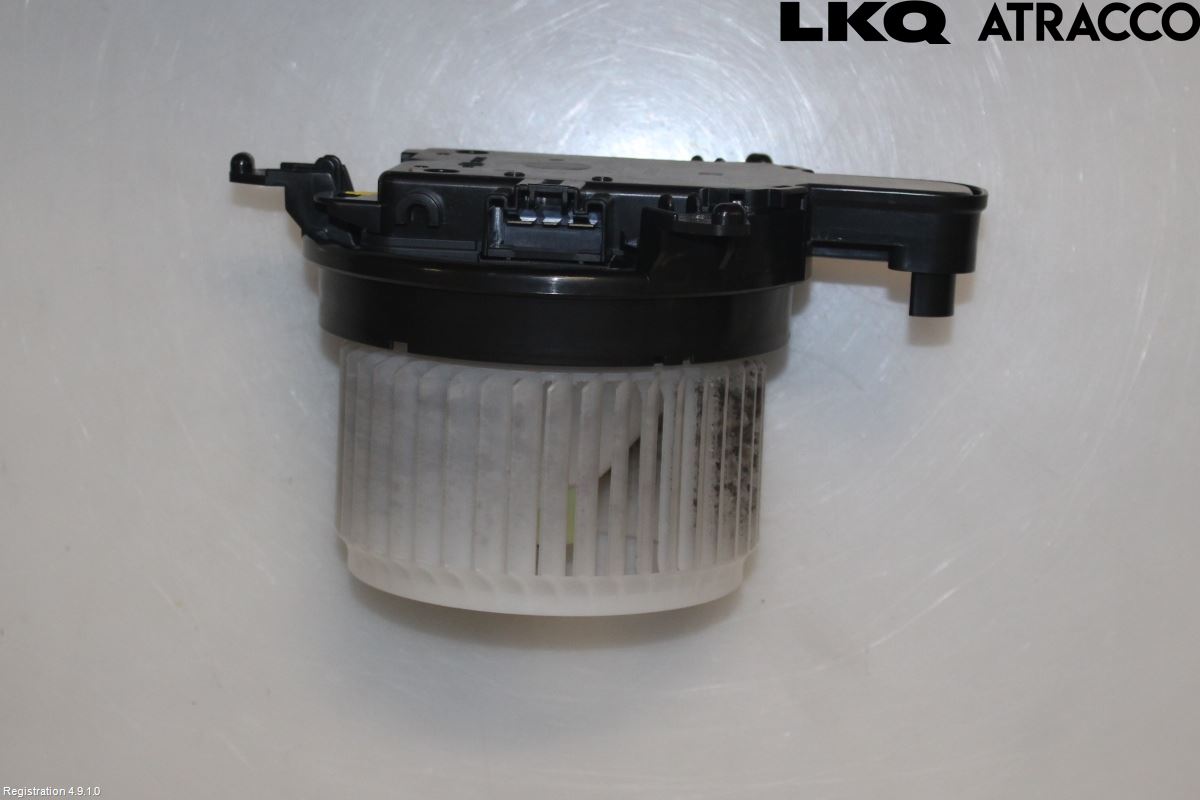 Lexus NX 300h 15-21 Varmeapparat Viftemotor