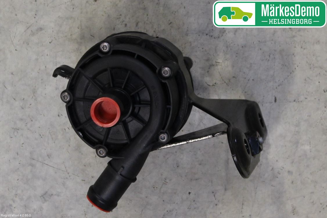 Volkswagen VW PASSAT 15-19 Varme Sirkulasjonspumpe