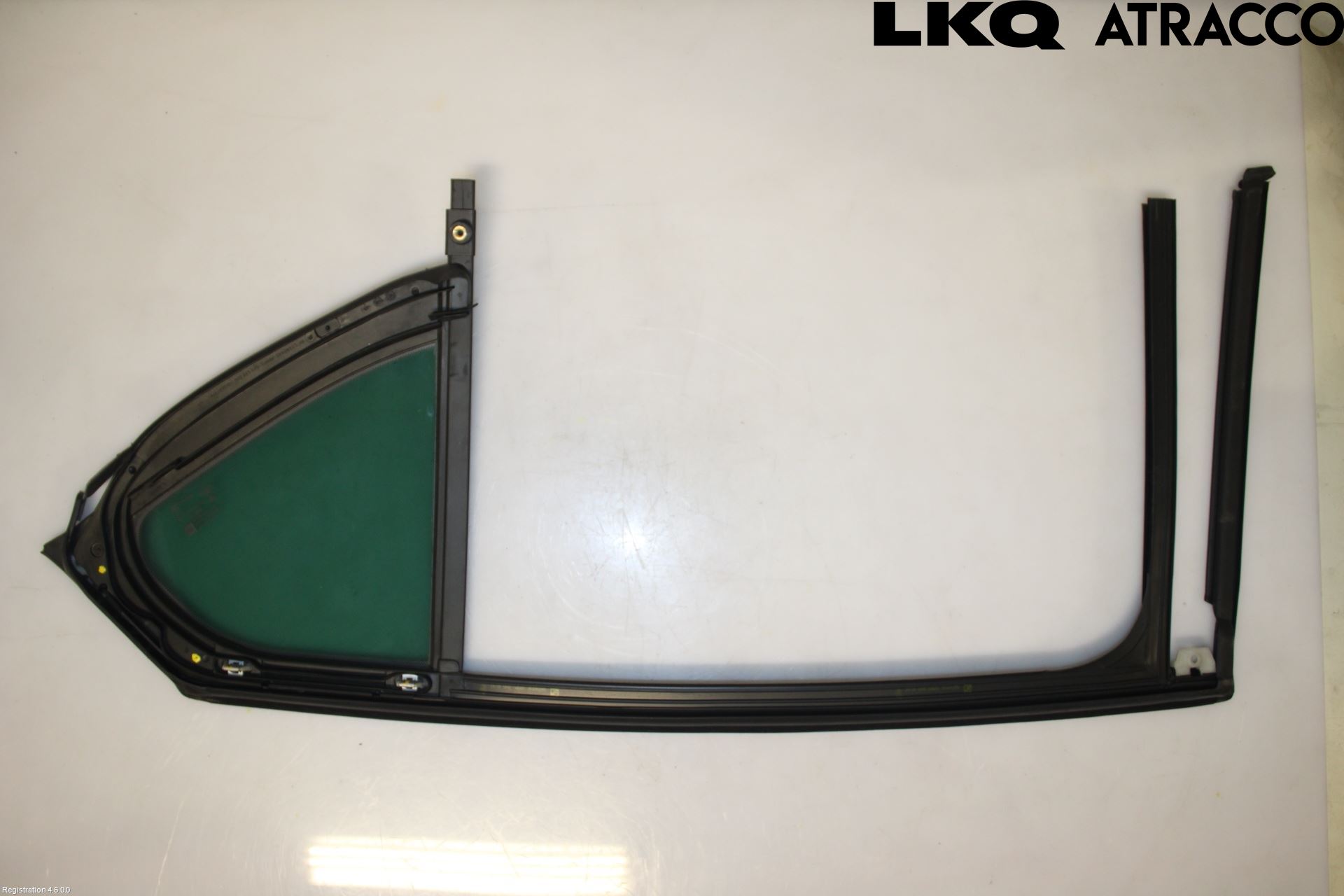 Opel ASTRA K 16-22 Dørrute Bak Høyre Trekant 4D