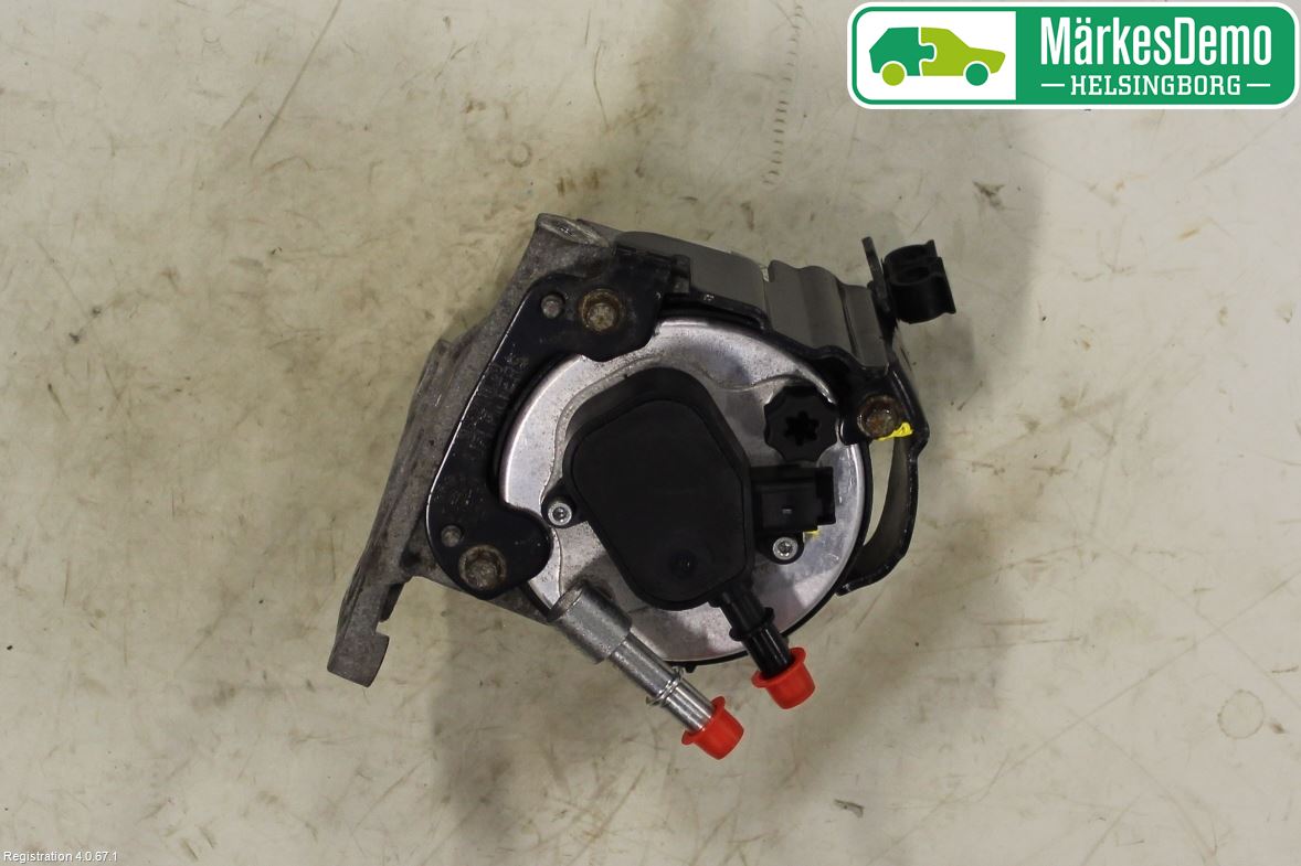 Volvo V70 08-13 Drivstoff Filter - Holder