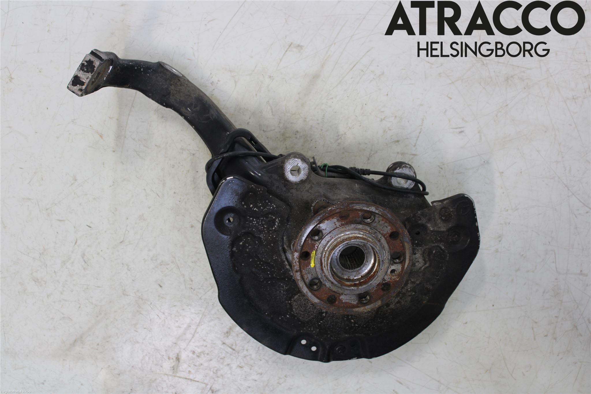 Mercedes-Benz MB C-KLASS (W205) 14-21 Spindel Vf