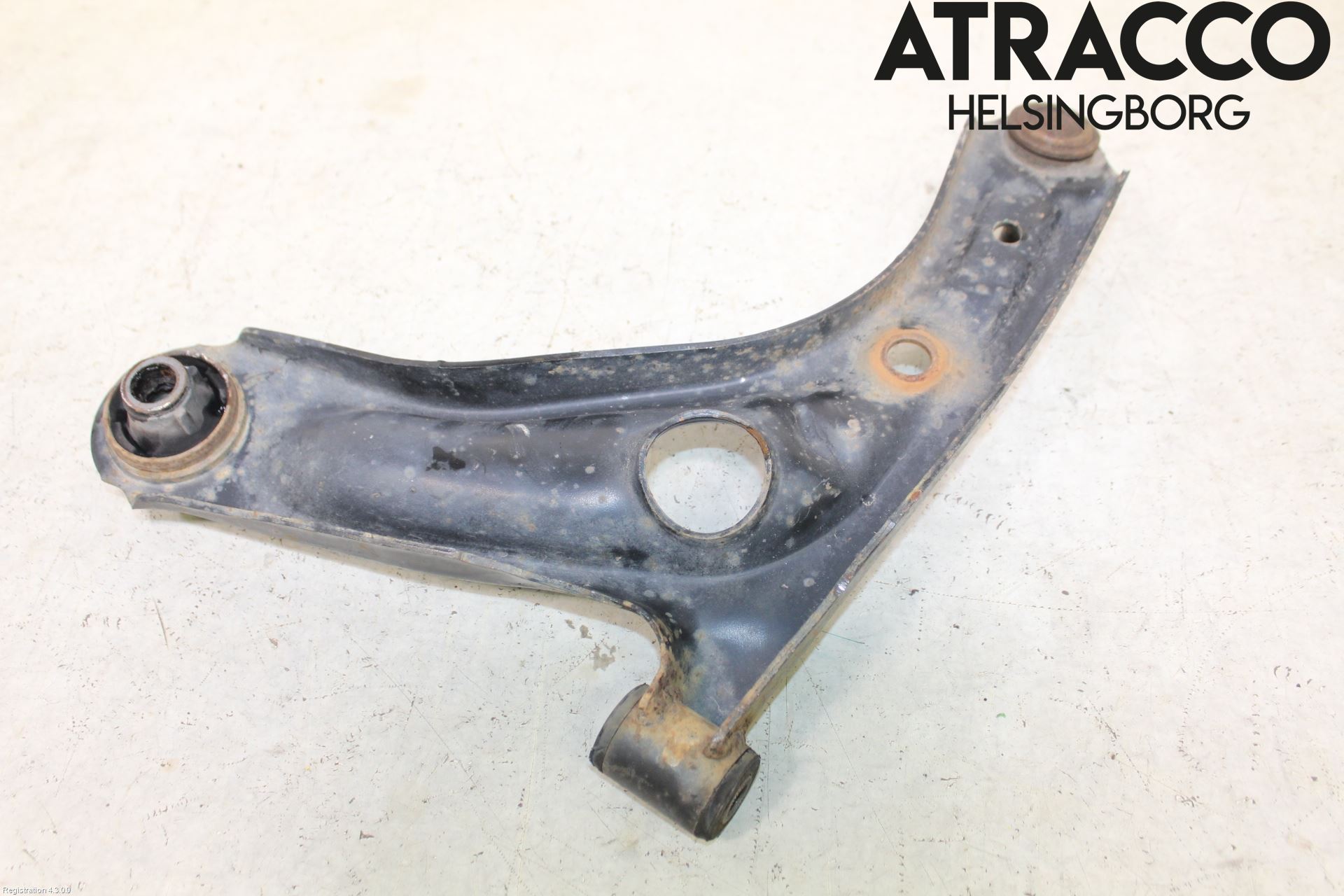 Toyota AYGO 06-14 Bærearm Foran Høyre Nedre