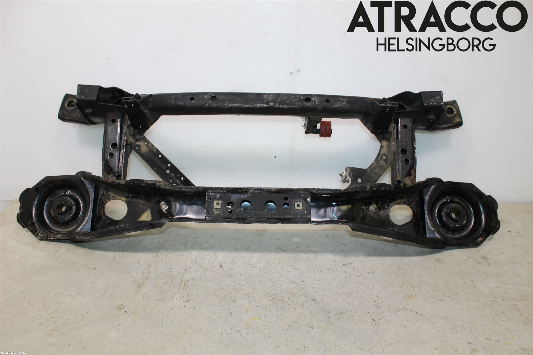 Ford FOCUS 15-18 Bakaksel Feste Travers-Ramme