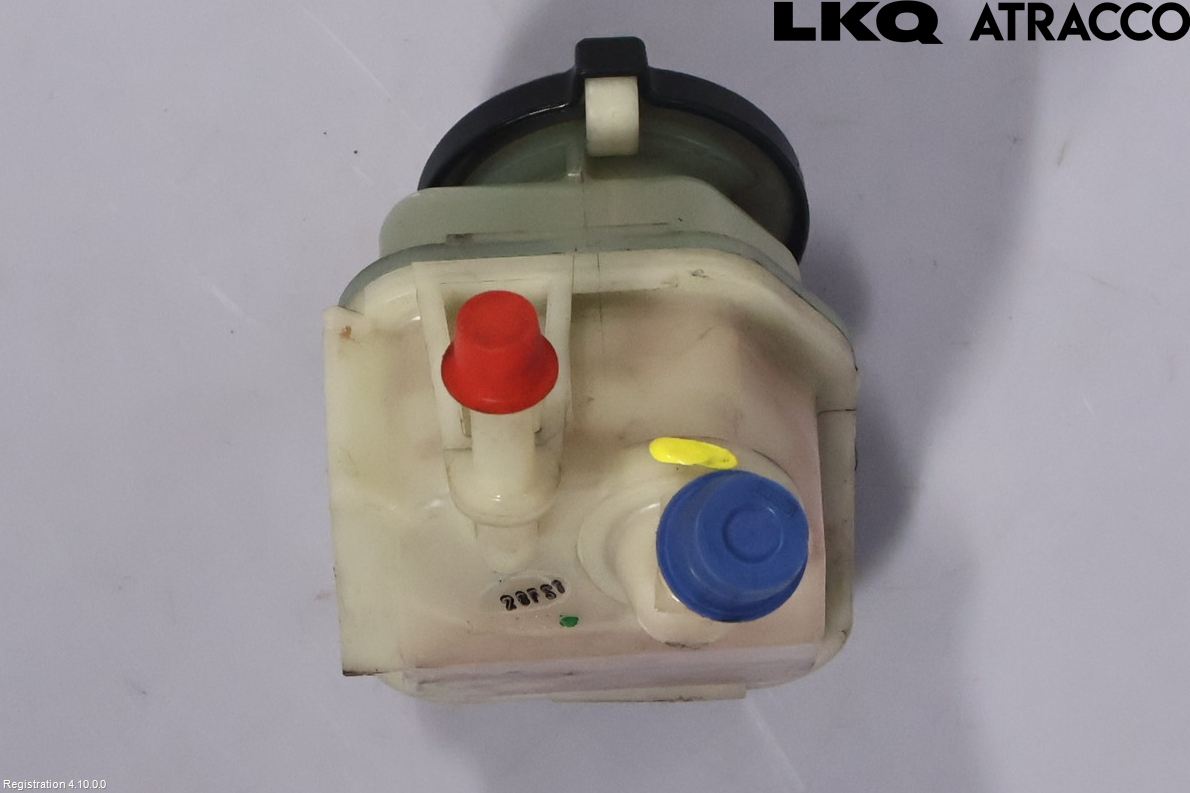 Toyota HILUX 16- Servo Oljebeholder