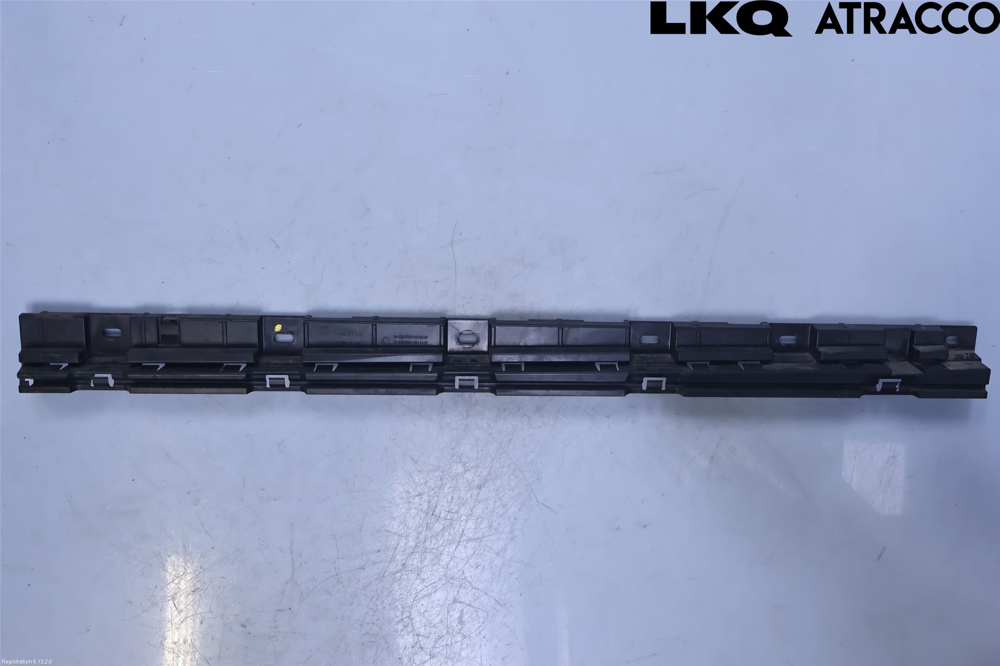 BMW 5 F10/F11/F18 09-17 Kanalskjørt Venstre