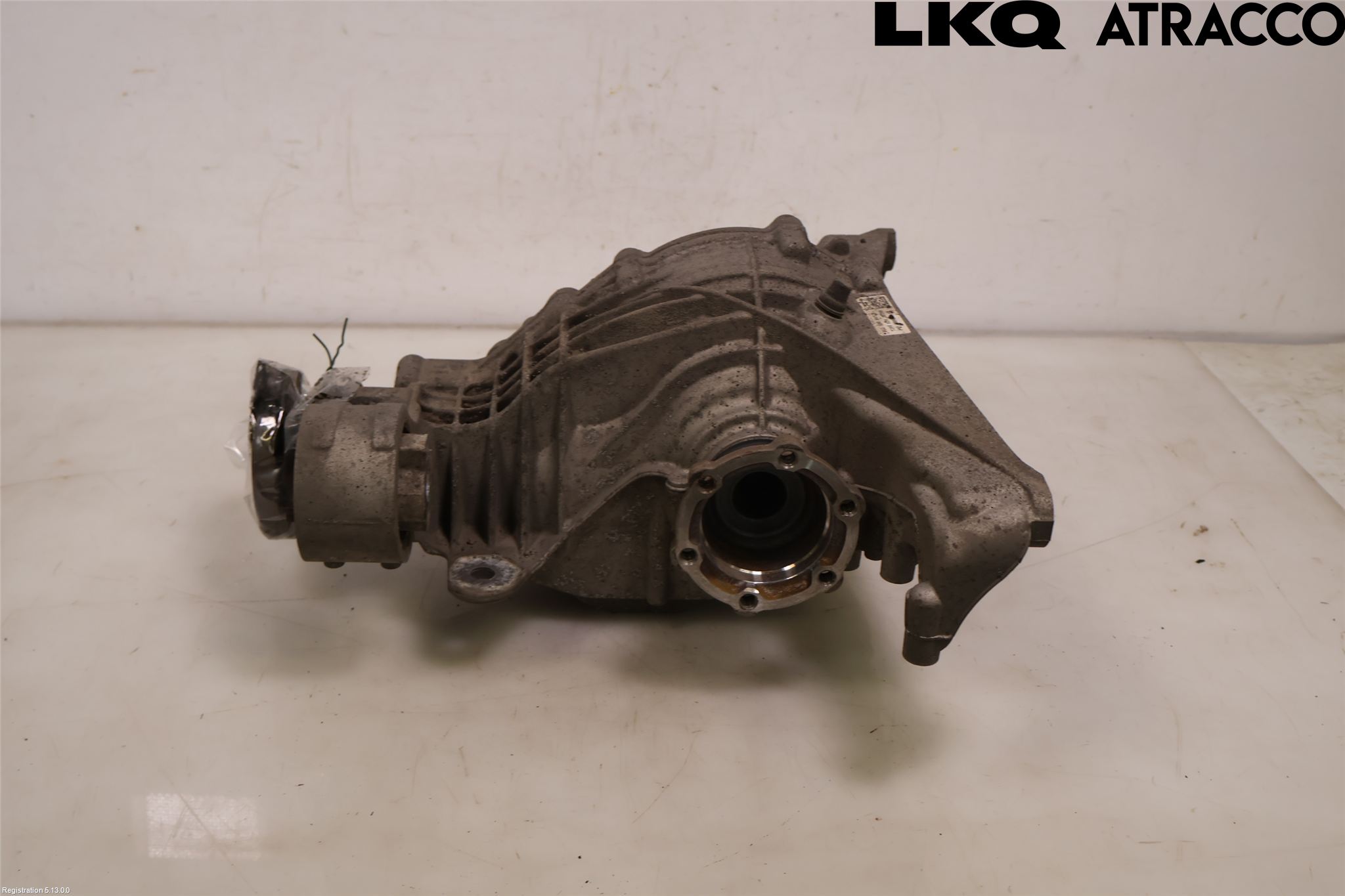 Volkswagen VW TOUAREG CR 18- Bakaksel Kardang Bak -Diff