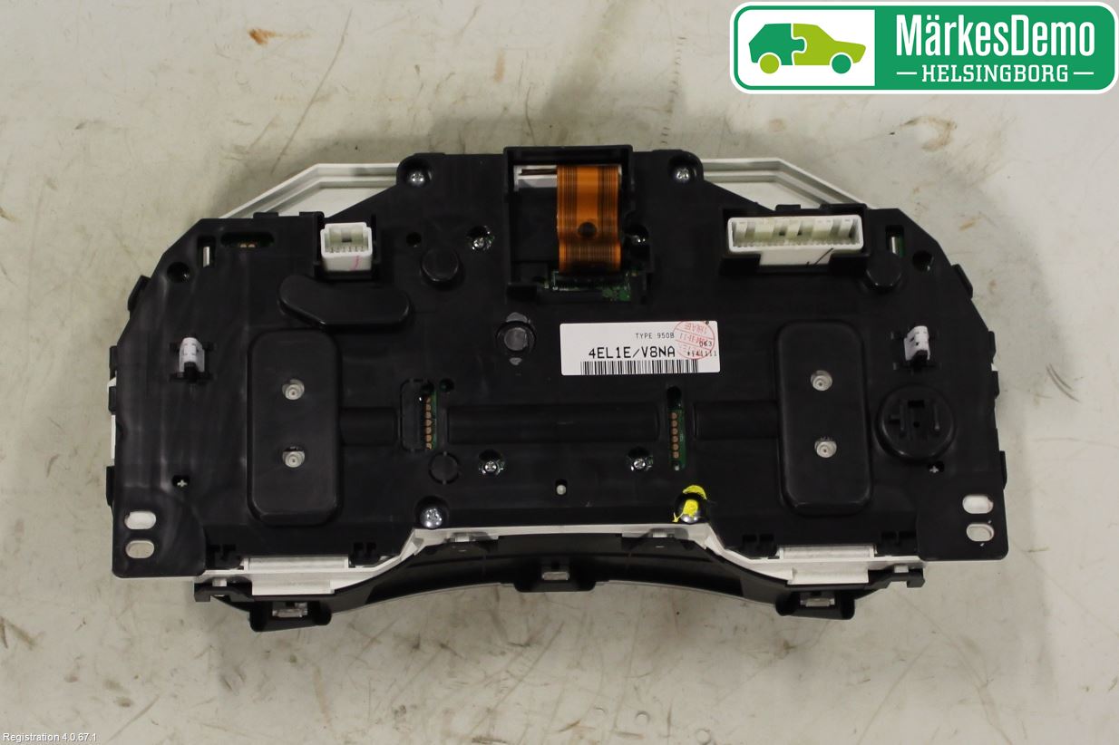 Nissan QASHQAI 14-17 Instr Kombinert
