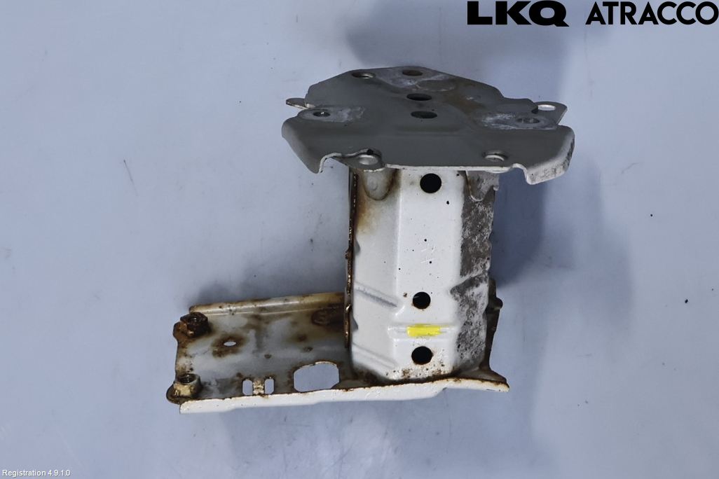 Toyota AURIS 13-19 Støtfanger Bak Feste