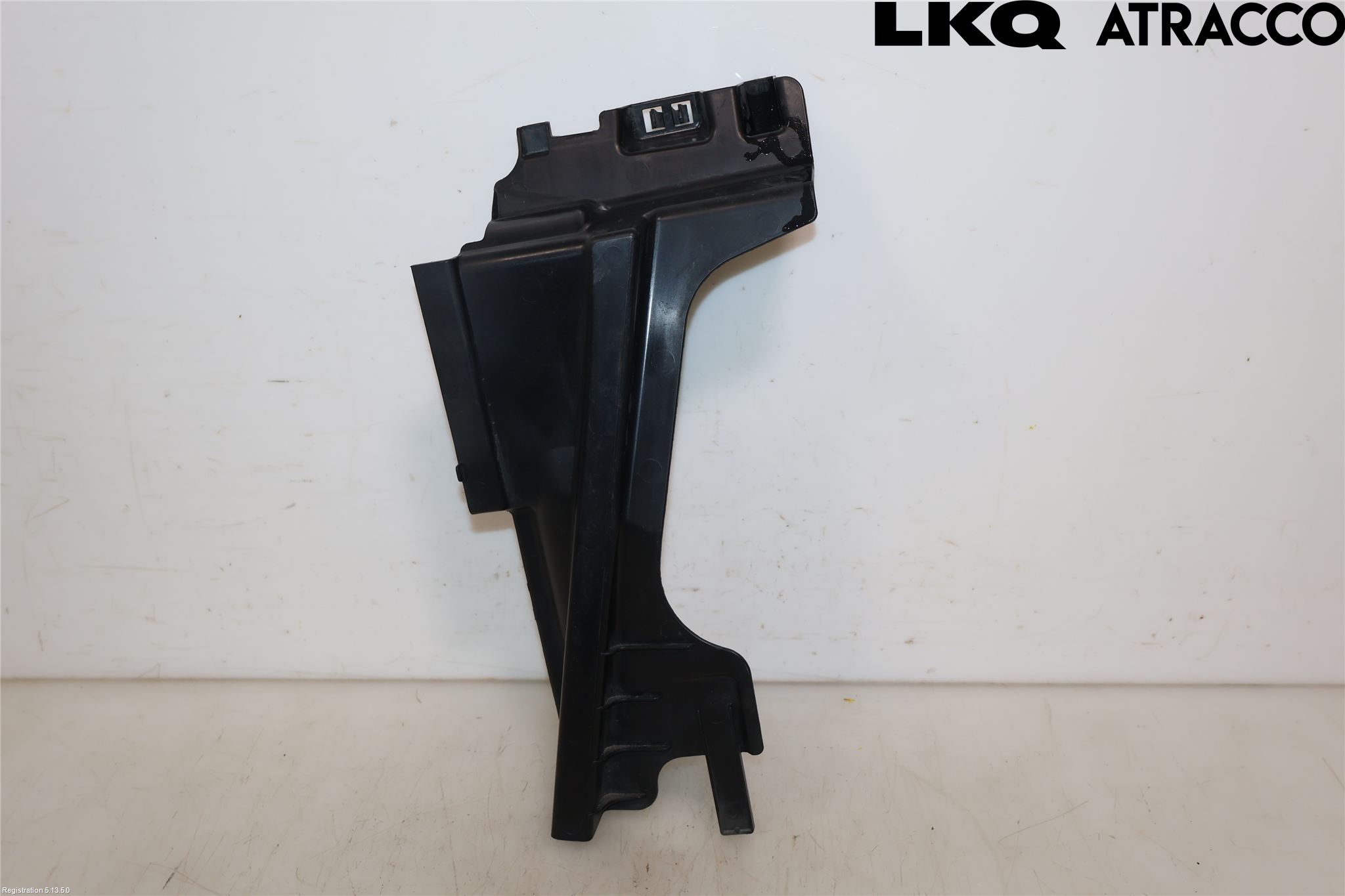 Nissan NV400 12-24 Luftstyring Front
