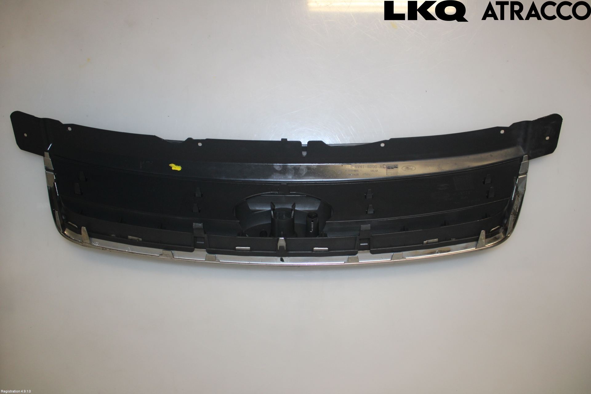 Ford KUGA 08-12 Grill Komplett