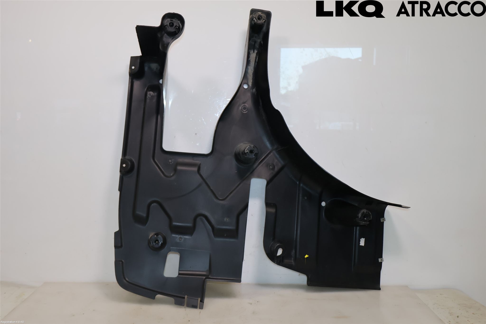 Volkswagen VW CRAFTER II / E-CRAFTER 17- Bunnplate U Motor-Gear-Dørk