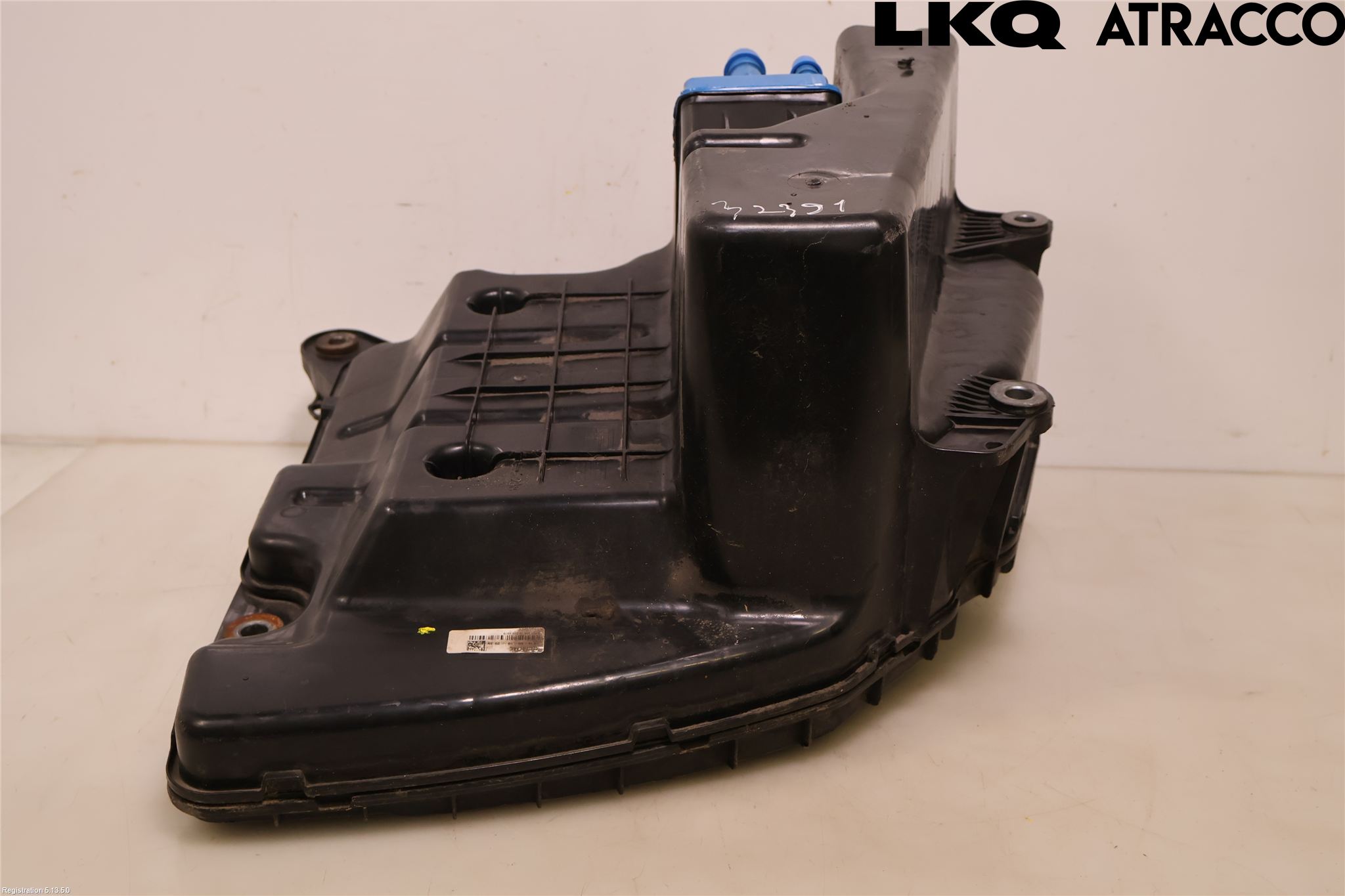 Audi A4/S4 B9 16-19 Adblue Tank