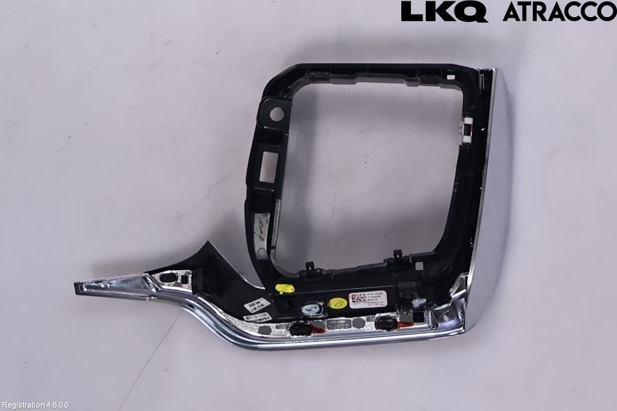 Volvo XC60 18- Innr Dekor Instrbord