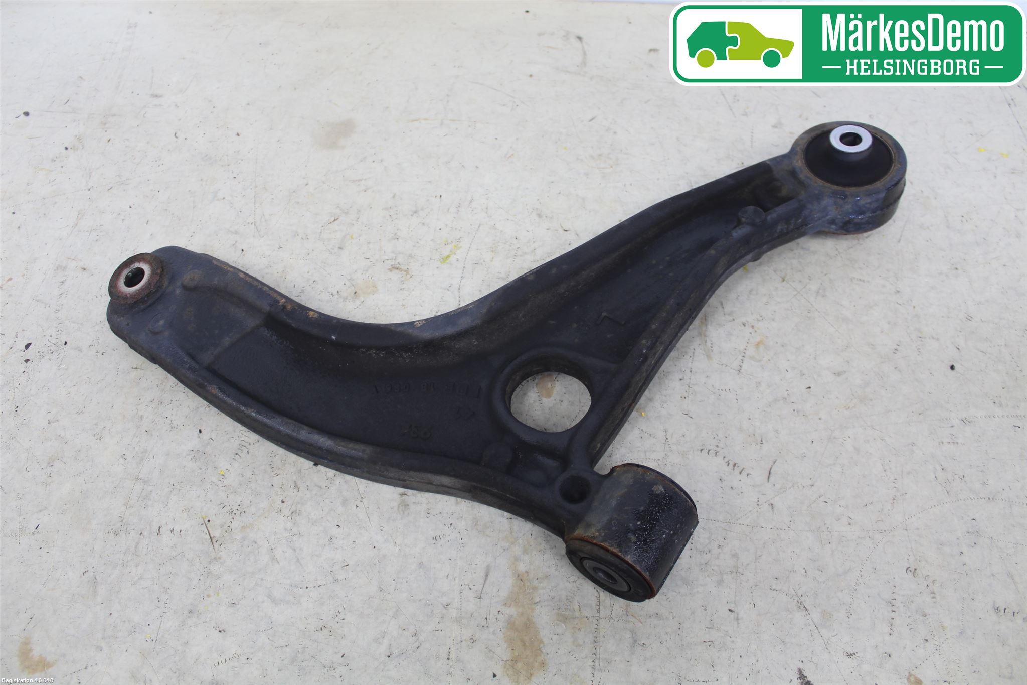 Opel MOVANO B 10-22 Bærearm Foran Venstre Nedre