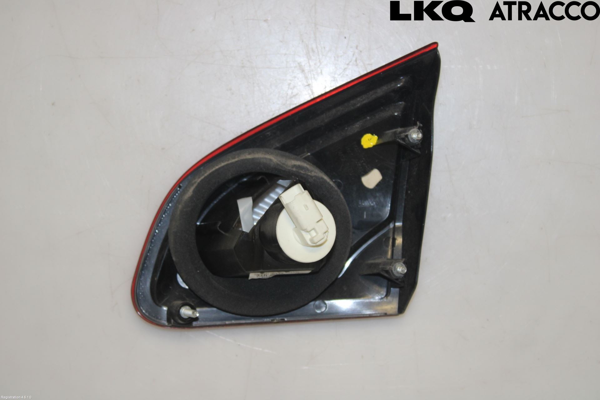 Nissan QASHQAI 10-14 Baklykt Venstre  På Luke(Indre
